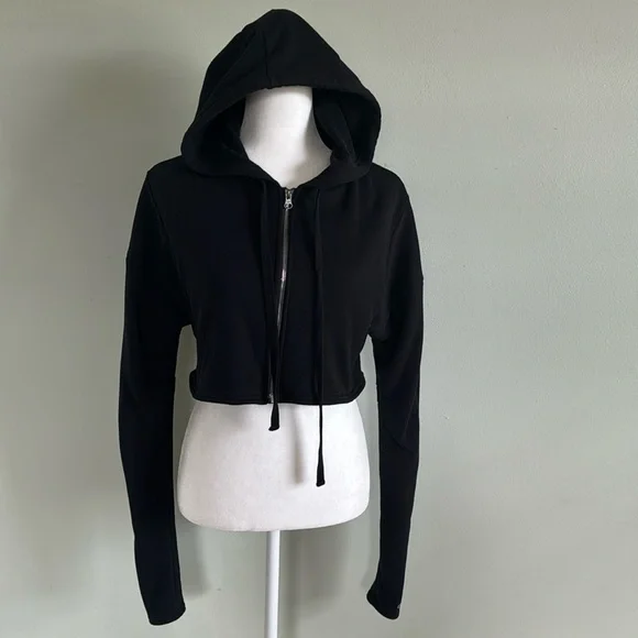 ALO Yoga Extreme Crop Zip Up Hoodie Black - Picture 4 of 13